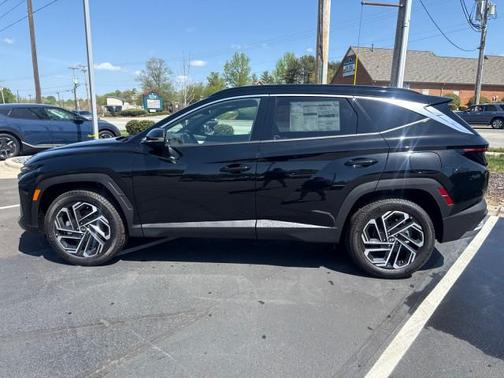 Phantom Black 2026 Hyundai TUCSON Limited