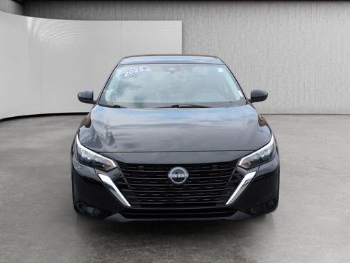 Super Black 2025 Nissan Sentra SV