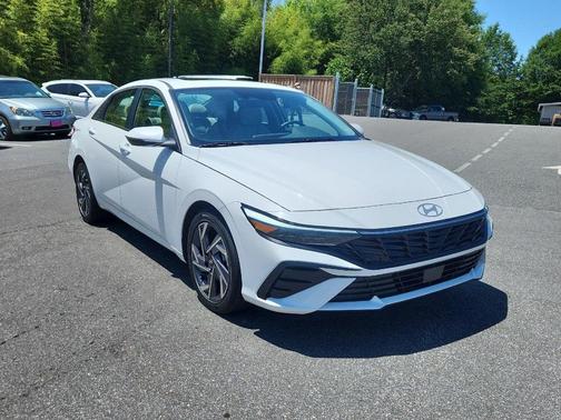 Serenity White 2026 Hyundai ELANTRA Limited