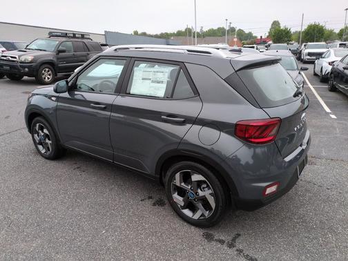 Ecotronic Gray 2026 Hyundai VENUE SEL