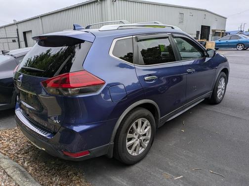 Caspian Blue Metallic 2019 Nissan Rogue SV