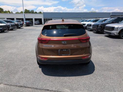 Burnished Copper 2019 Kia Sportage LX