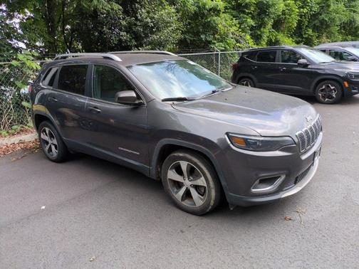 Granite Crystal Metallic Clearcoat 2020 Jeep Cherokee Limited