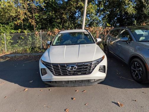 Quartz White 2022 Hyundai TUCSON SEL