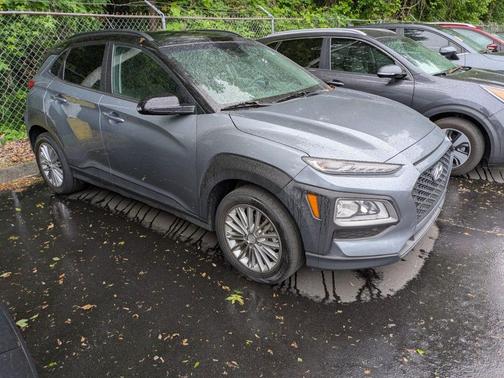Sonic Silver w/Black Roof 2020 Hyundai KONA SEL