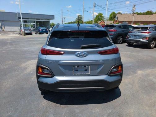 Sonic Silver w/Black Roof 2020 Hyundai KONA SEL