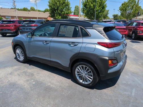 Sonic Silver w/Black Roof 2020 Hyundai KONA SEL