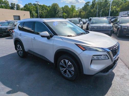 Brilliant Silver Metallic 2021 Nissan Rogue SV