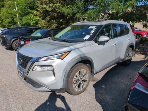 Brilliant Silver Metallic 2021 Nissan Rogue SV