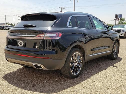2022 Lincoln Nautilus Reserve