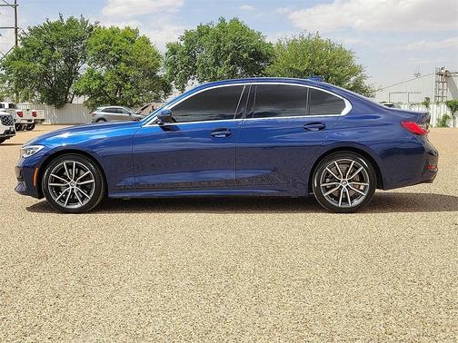 2020 BMW 330 i