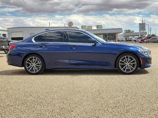 2020 BMW 330 i