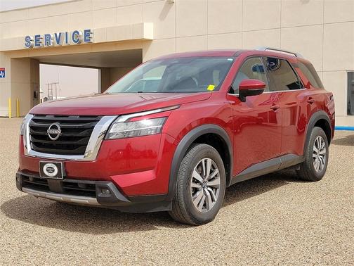 2023 Nissan Pathfinder SL