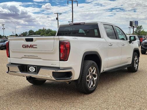 2022 GMC Sierra 1500 SLT
