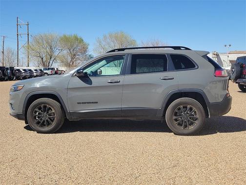 2023 Jeep Cherokee Altitude Lux
