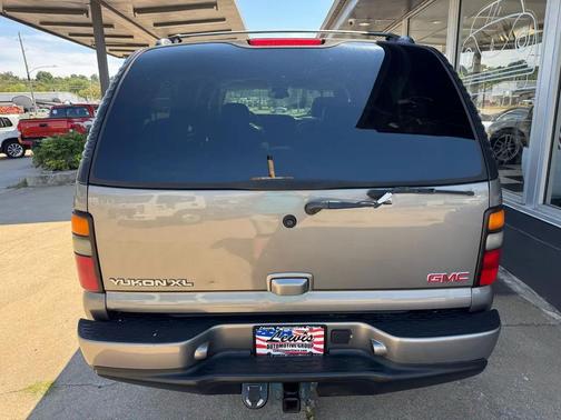 Steel Gray Metallic 2005 GMC Yukon XL Denali