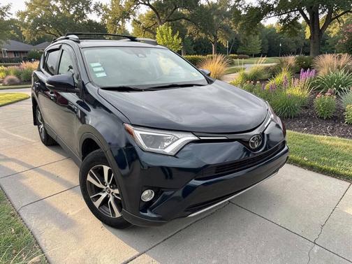 Black 2018 Toyota RAV4 XLE