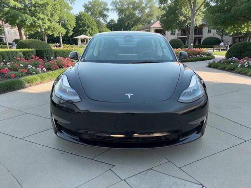 Black 2022 Tesla Model 3 Base