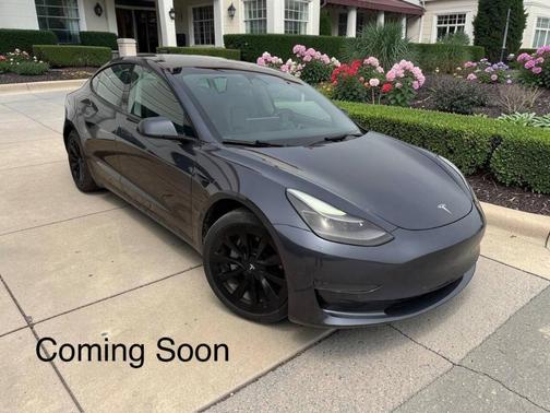Midnight Silver Metallic 2022 Tesla Model 3 Base