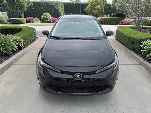 Midnight Black Metallic 2025 Toyota Corolla LE