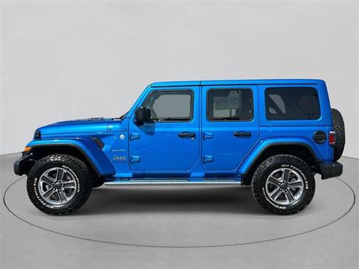 2023 Jeep Wrangler 4-Door Sahara 4x4