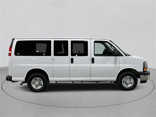 2024 Chevrolet Express 2500 RWD 2500 Regular Wheelbase LT