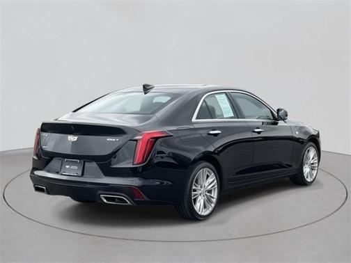 2022 Cadillac CT4 Premium Luxury
