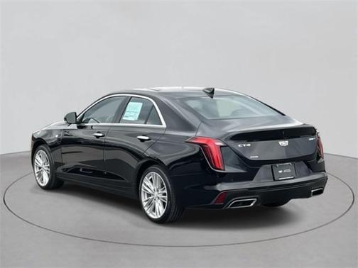 2022 Cadillac CT4 Premium Luxury
