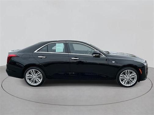 2022 Cadillac CT4 Premium Luxury