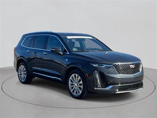 2022 Cadillac XT6 Premium Luxury AWD
