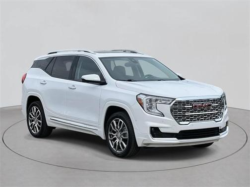 2023 GMC Terrain Denali
