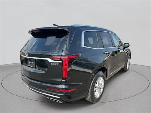 2022 Cadillac XT6 Luxury AWD