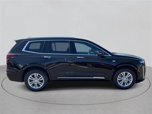 2022 Cadillac XT6 Luxury AWD