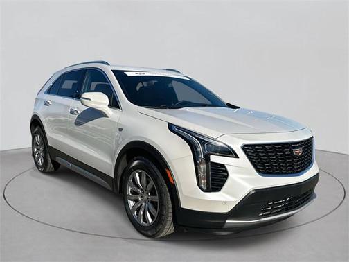2022 Cadillac XT4 Premium Luxury