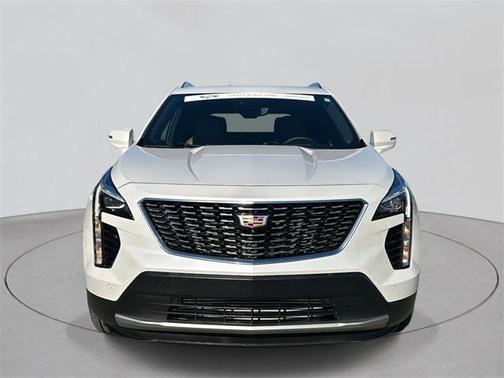2022 Cadillac XT4 Premium Luxury