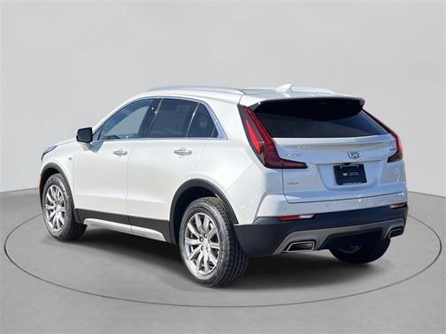 2022 Cadillac XT4 Premium Luxury