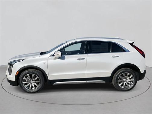 2022 Cadillac XT4 Premium Luxury