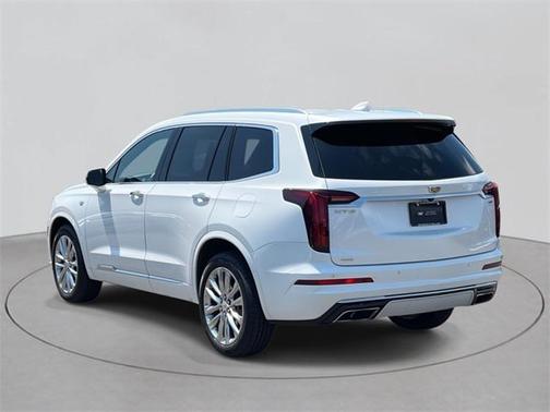 2022 Cadillac XT6 Premium Luxury AWD