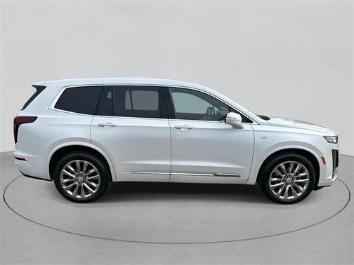 2022 Cadillac XT6 Premium Luxury AWD