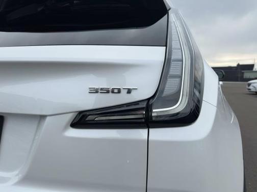 2022 Cadillac XT4 Sport