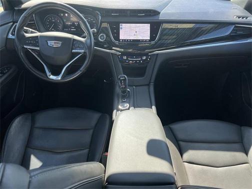 2023 Cadillac XT6 Premium Luxury AWD