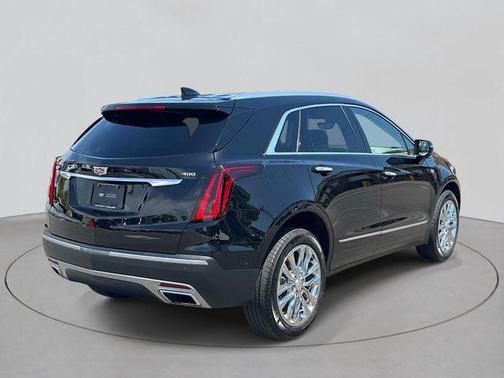 Stellar Black Metallic 2022 Cadillac XT5 Premium Luxury