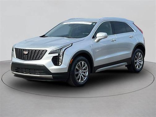 2022 Cadillac XT4 Premium Luxury