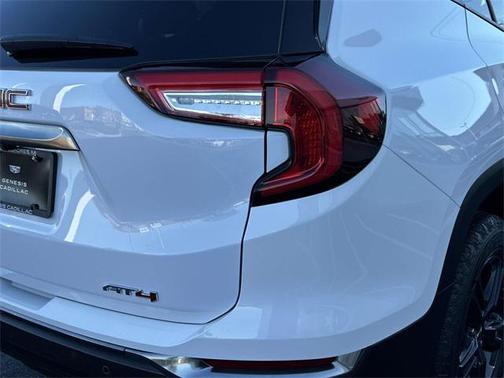 2022 GMC Terrain AWD AT4