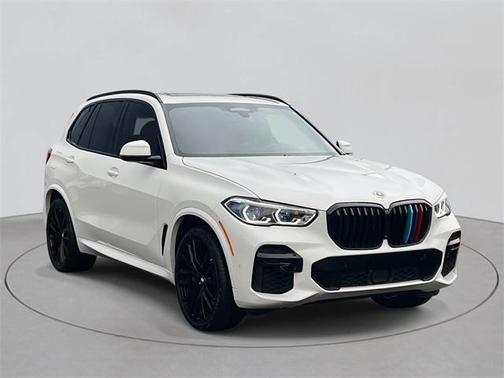 2023 BMW X5 M50i