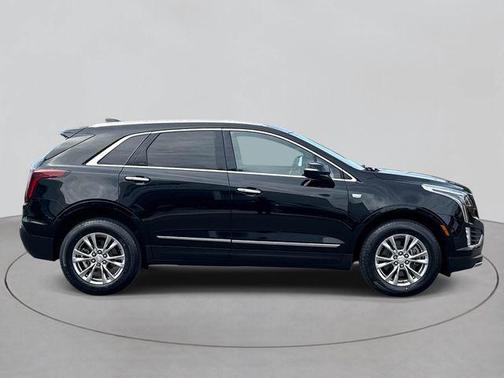 Stellar Black Metallic 2020 Cadillac XT5 Premium Luxury