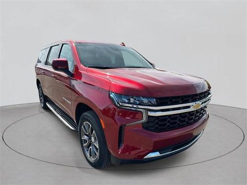 2023 Chevrolet Suburban LS