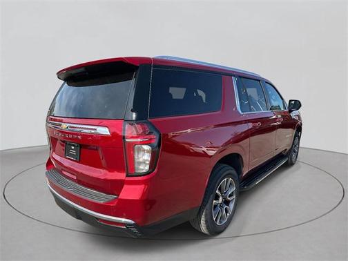 2023 Chevrolet Suburban LS