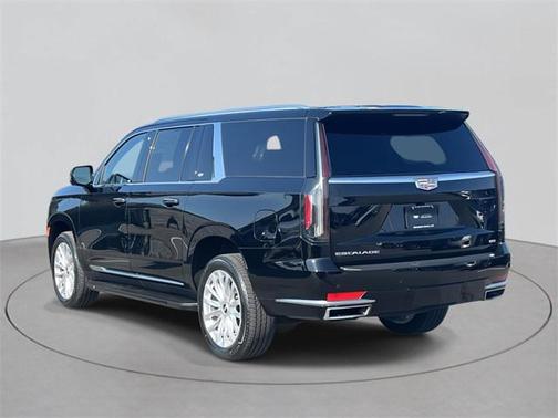 2022 Cadillac Escalade ESV Luxury