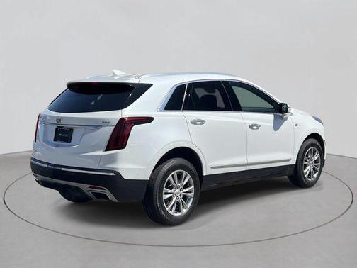 Crystal White Tricoat 2023 Cadillac XT5 Premium Luxury